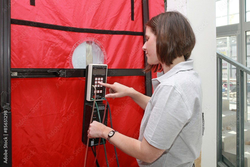 Blower Door Test - Schadenbeseitigung NRW - Minden - Petershagen - OWL